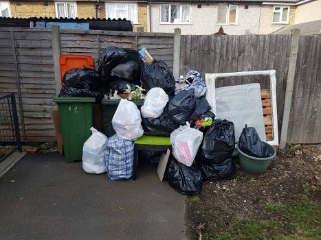 Commercial waste removal services in Shepherds Bush